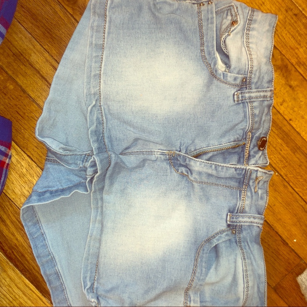 Juniors size 11 short-shorts